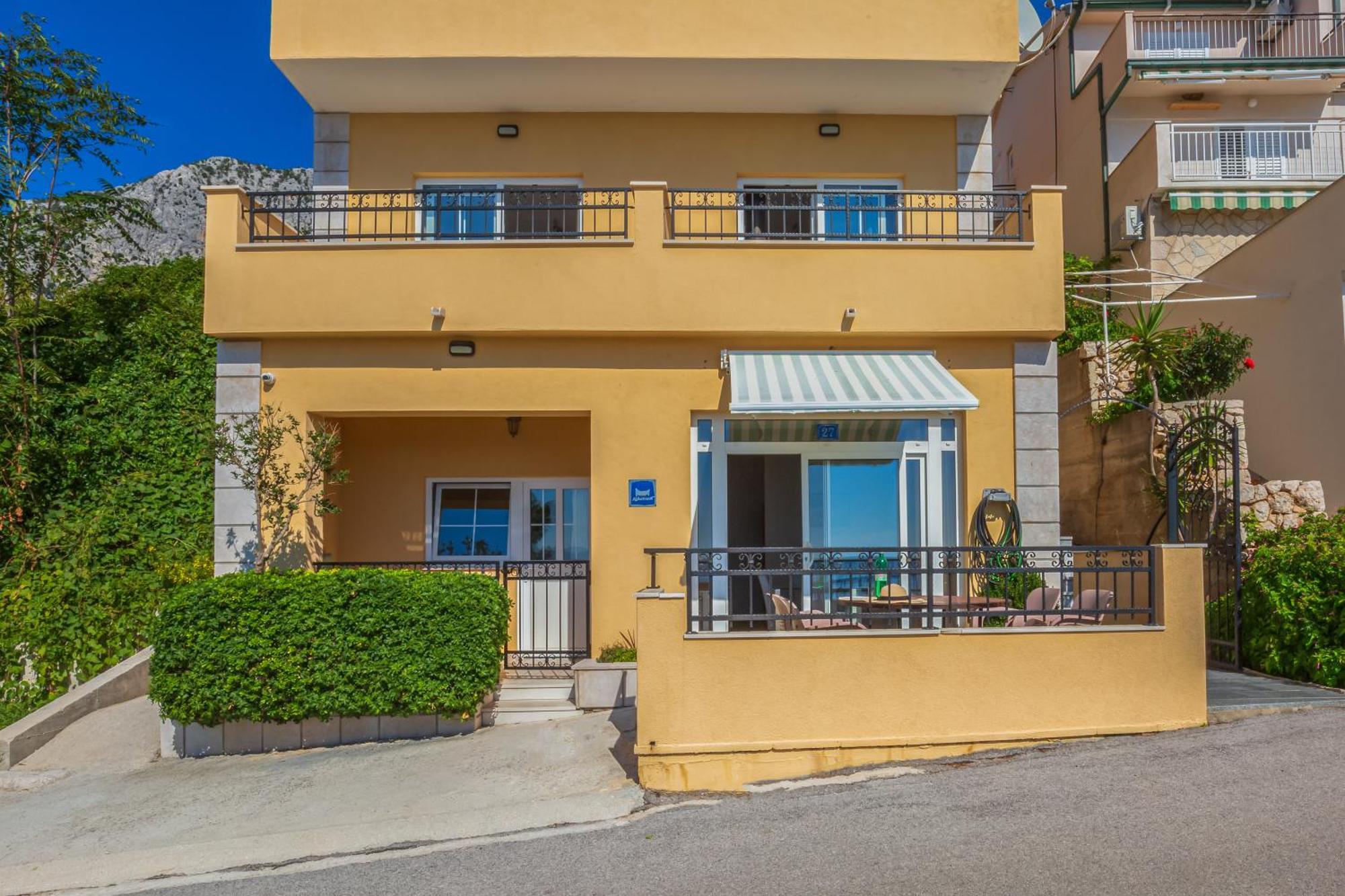Apartments Gudelj Подгора Экстерьер фото