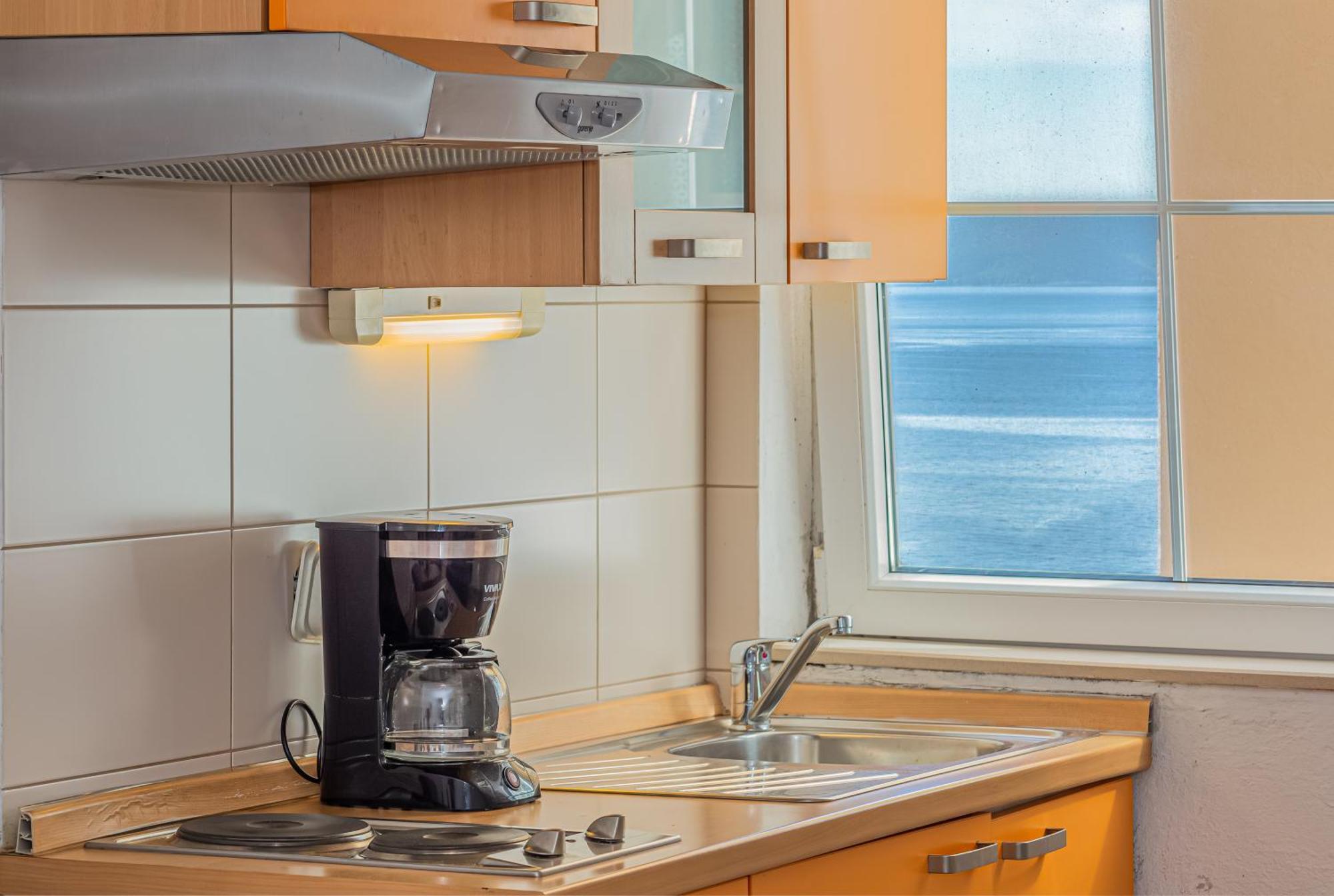 Apartments Gudelj Подгора Экстерьер фото