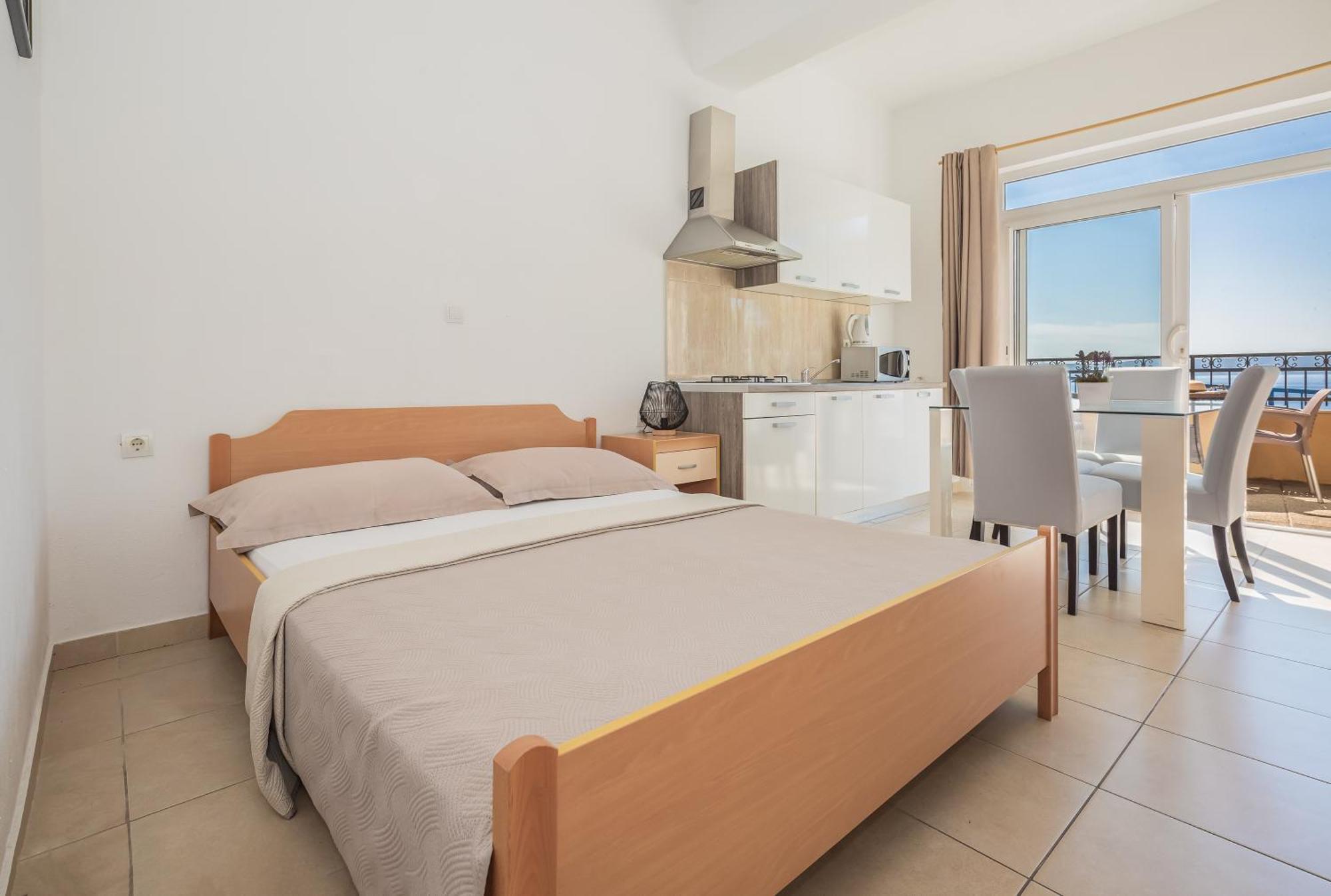 Apartments Gudelj Подгора Экстерьер фото