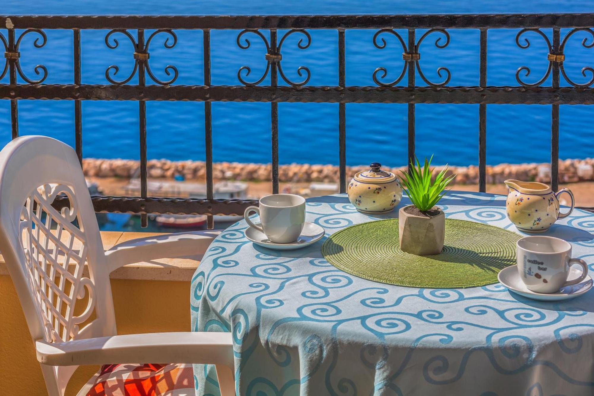 Apartments Gudelj Подгора Экстерьер фото